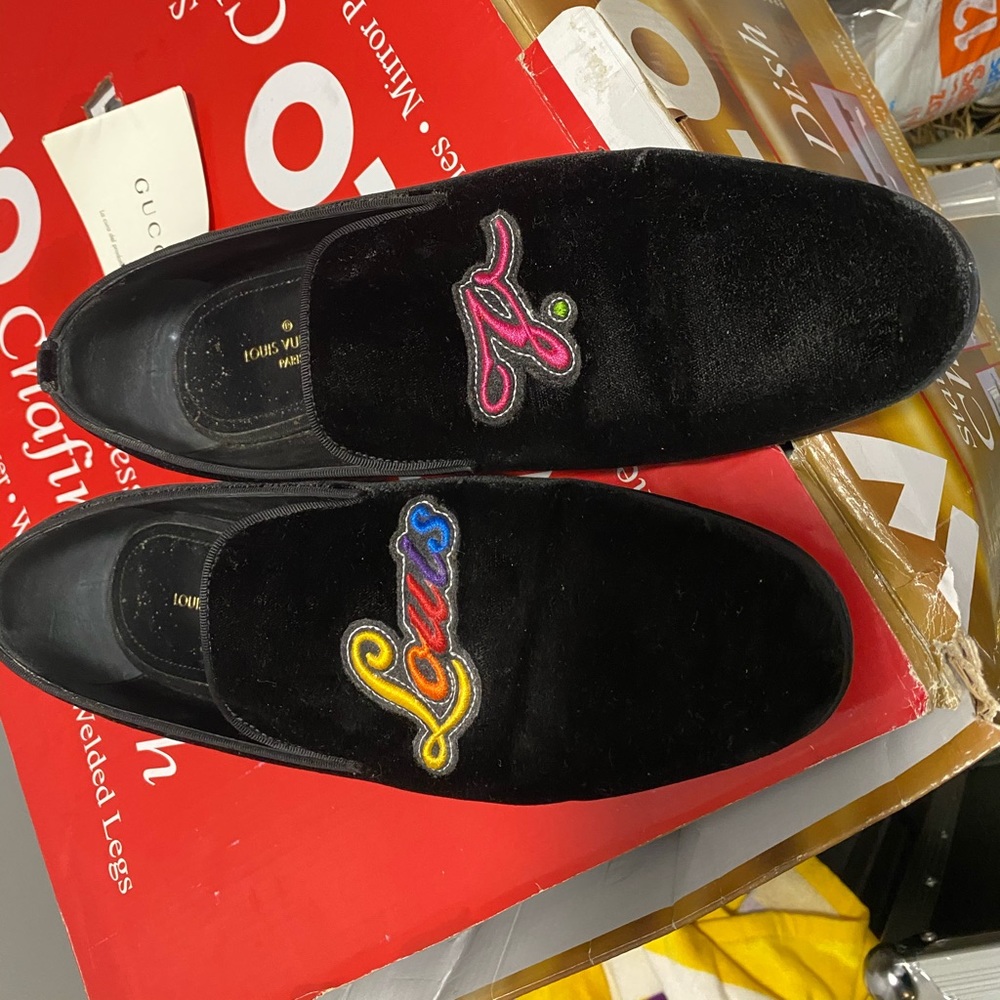 Velvet Louis Vuitton loafers